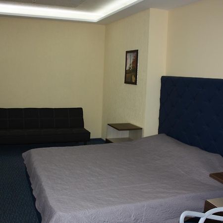 Solnechny Hotel Dnipro Luaran gambar